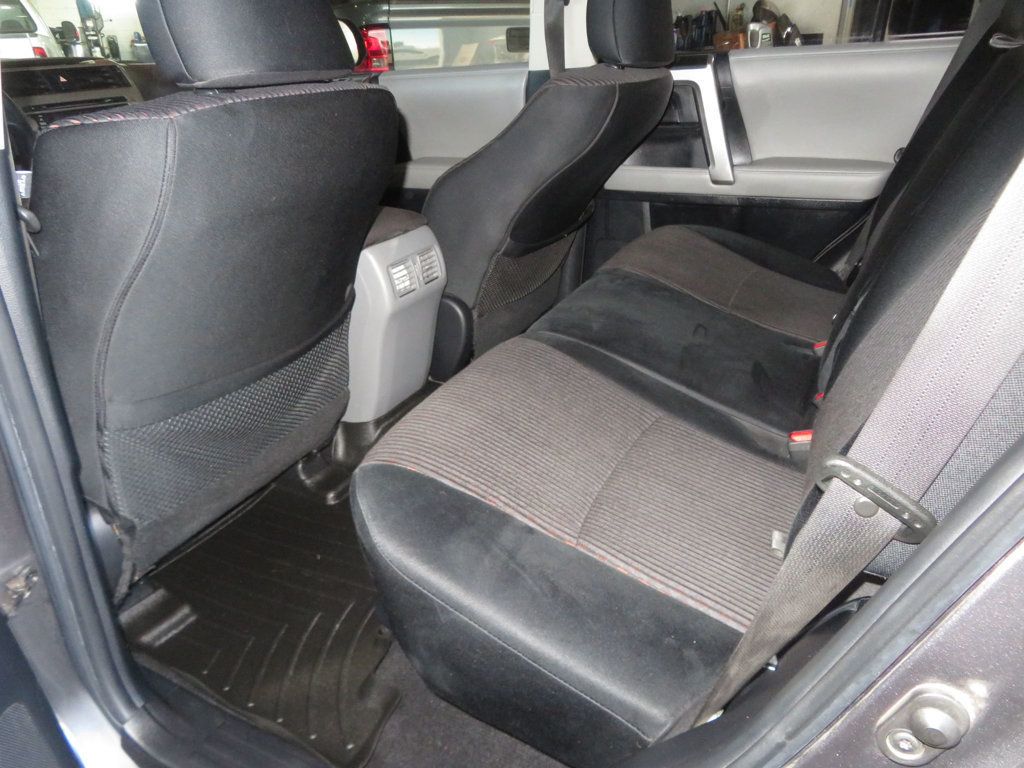 2010 Toyota 4Runner TOYOTA 4RUNNER 4X4 EXTRA CLEAN 2OWNER SR5  4X4  - 22975969 - 21