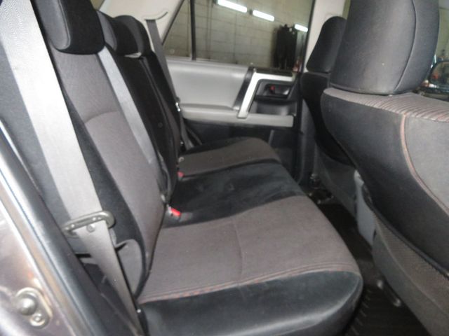2010 Toyota 4Runner TOYOTA 4RUNNER 4X4 EXTRA CLEAN 2OWNER SR5  4X4  - 22975969 - 25