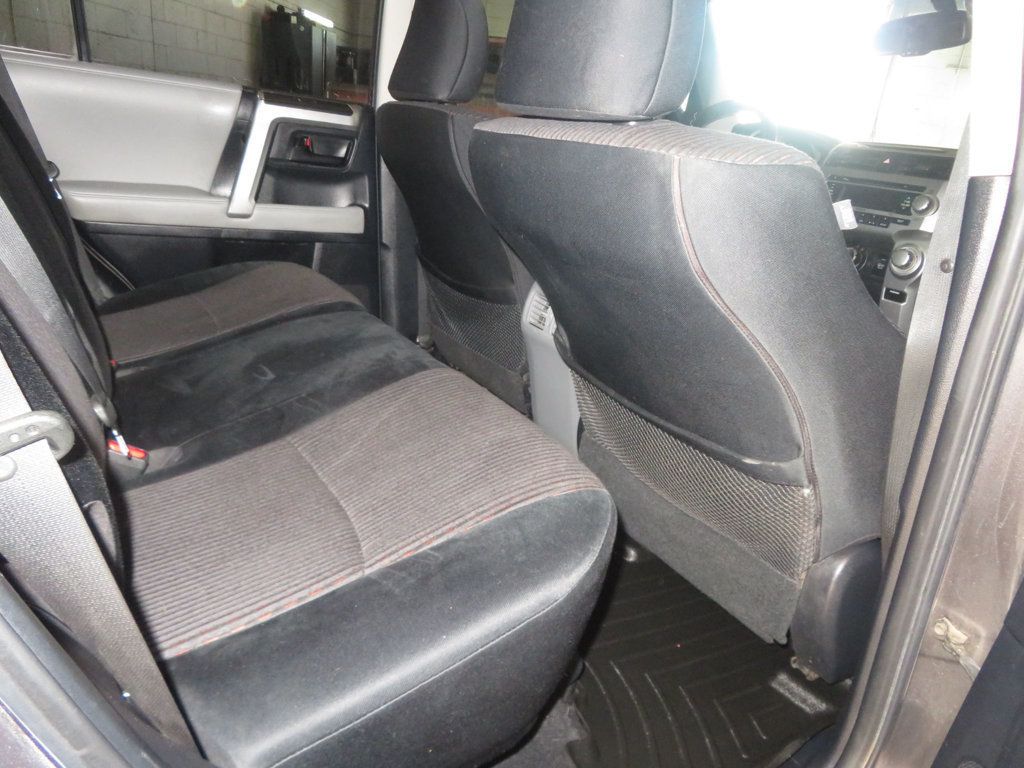 2010 Toyota 4Runner TOYOTA 4RUNNER 4X4 EXTRA CLEAN 2OWNER SR5  4X4  - 22975969 - 27