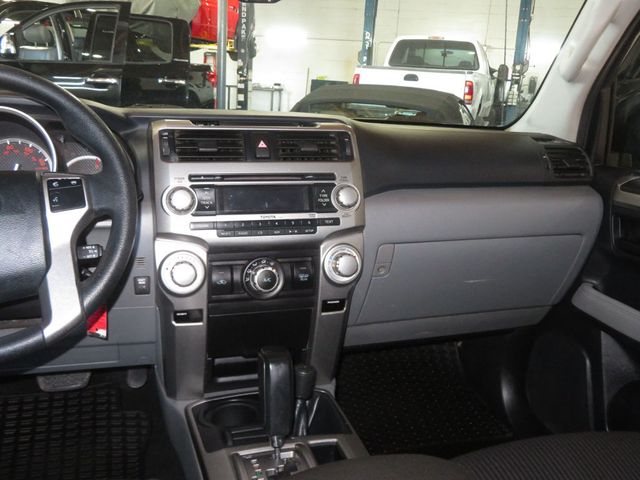 2010 Toyota 4Runner TOYOTA 4RUNNER 4X4 EXTRA CLEAN 2OWNER SR5  4X4  - 22975969 - 35