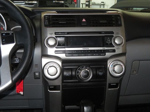 2010 Toyota 4Runner TOYOTA 4RUNNER 4X4 EXTRA CLEAN 2OWNER SR5  4X4  - 22975969 - 36