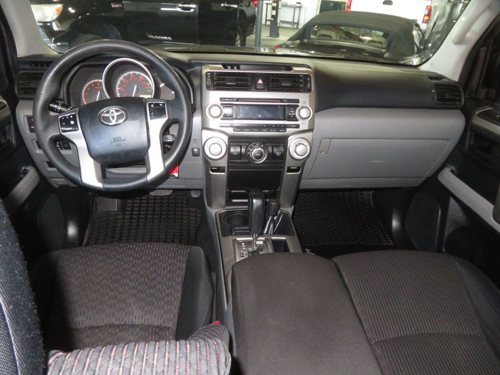 2010 Toyota 4Runner TOYOTA 4RUNNER 4X4 EXTRA CLEAN 2OWNER SR5  4X4  - 22975969 - 37