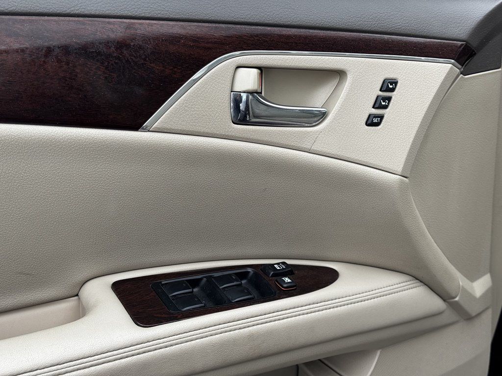 2010 Toyota Avalon 4dr Sedan XLS - 22969002 - 16