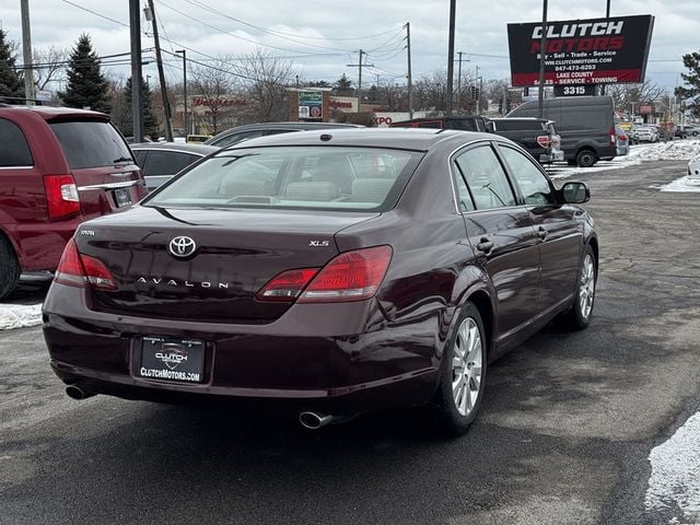2010 Toyota Avalon 4dr Sedan XLS - 22969002 - 5
