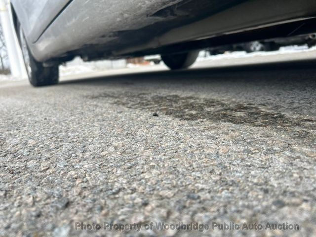 2010 Toyota Camry  - 22973785 - 18