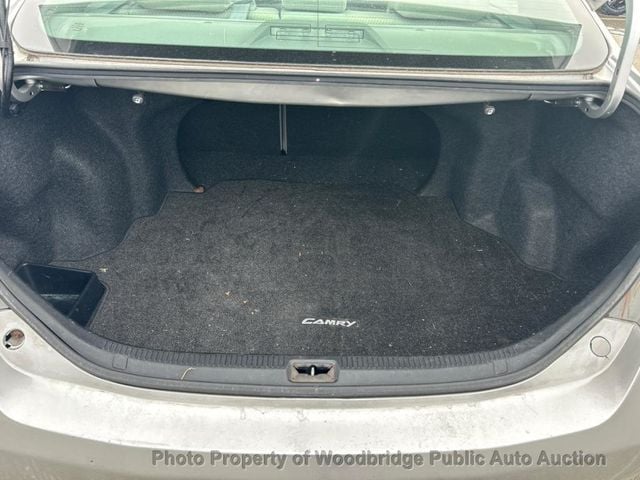 2010 Toyota Camry  - 22973785 - 22