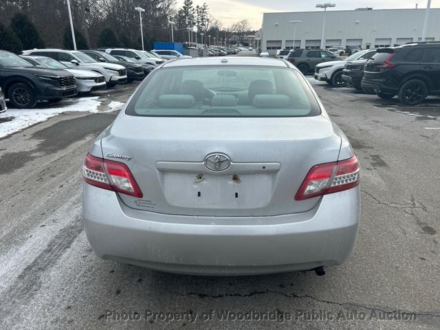2010 Toyota Camry  - 22973785 - 3