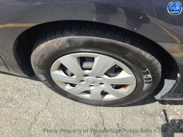 2010 Toyota Camry  - 23073509 - 12
