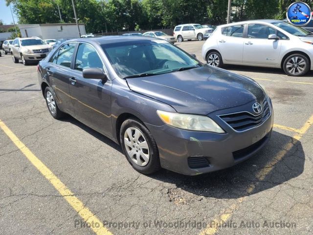 2010 Toyota Camry  - 23073509 - 2