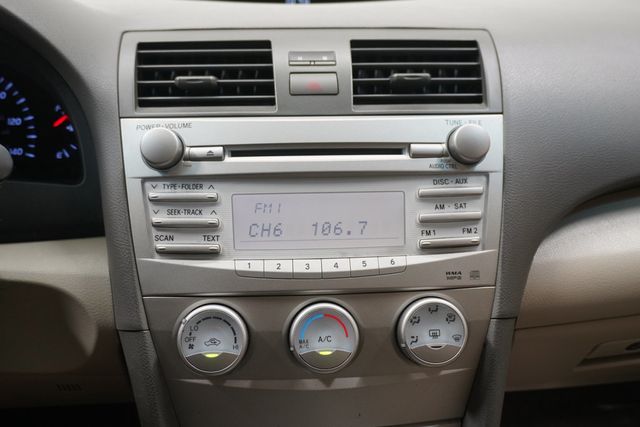 2010 Toyota Camry  - 22921710 - 14