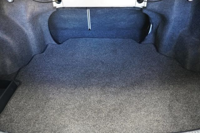 2010 Toyota Camry  - 22921710 - 18