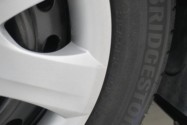 2010 Toyota Camry  - 22921710 - 20