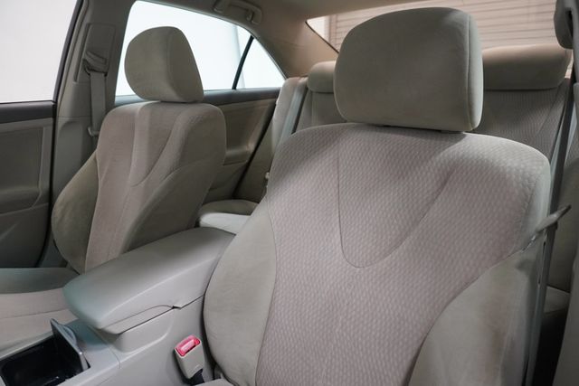 2010 Toyota Camry  - 22921710 - 8