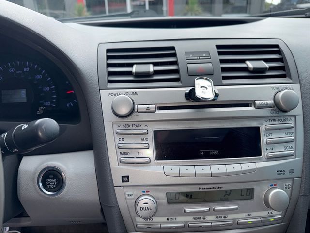 2010 Toyota Camry  - 23070541 - 13