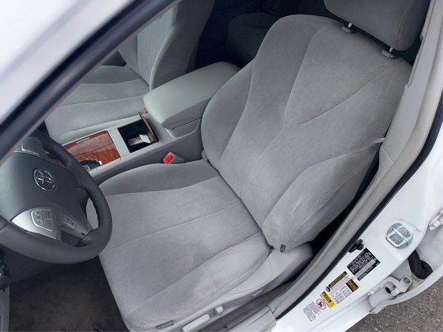 2010 Toyota Camry  - 23070541 - 17
