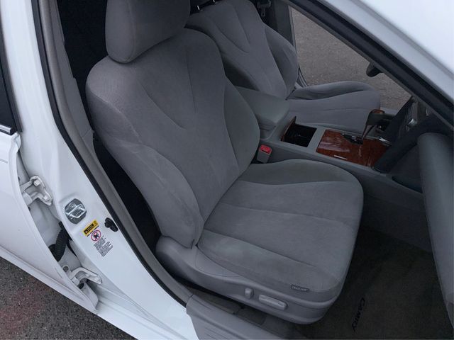 2010 Toyota Camry  - 23070541 - 19
