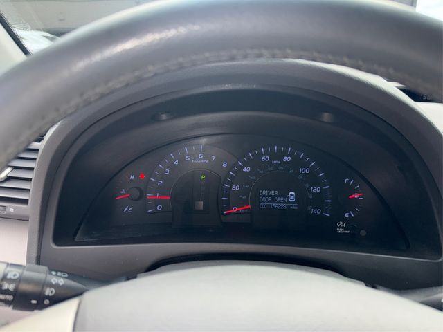 2010 Toyota Camry  - 23070541 - 28