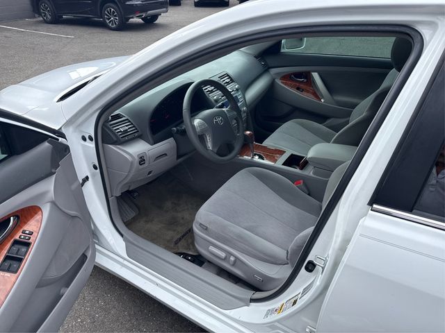 2010 Toyota Camry  - 23070541 - 8