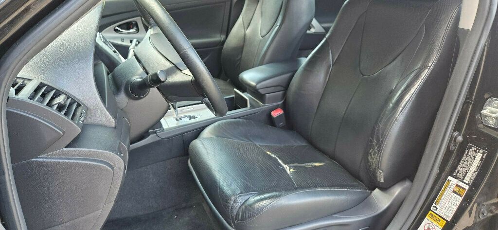2010 Toyota Camry 1 Owner VERY LOW MILES Clean SE Leather 615-300-6004 - 23040071 - 11
