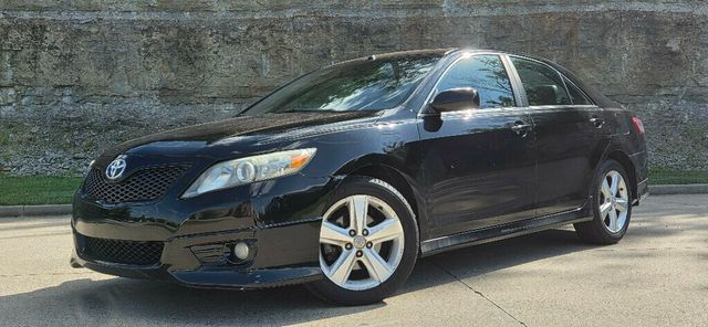 2010 Toyota Camry 1 Owner VERY LOW MILES Clean SE Leather 615-300-6004 - 23040071 - 36