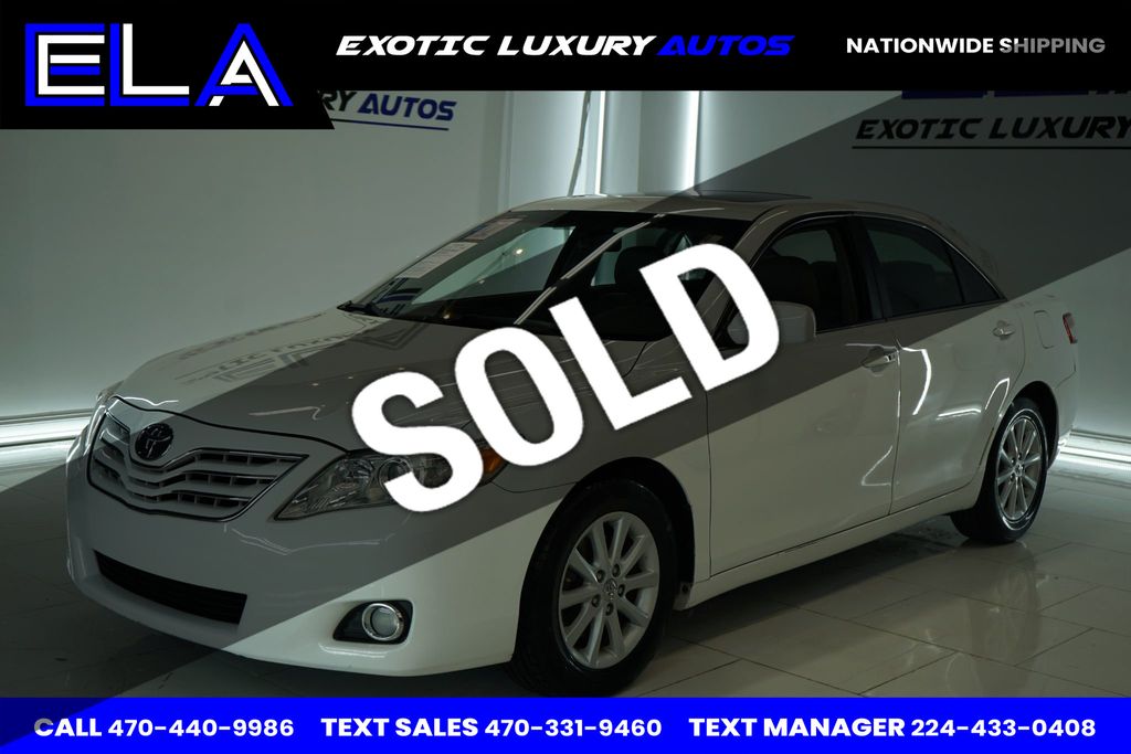 2010 Toyota Camry 1 OWNER! WOW! V6 XLE WITH NAVIGATION! REAR CAMERA! LEATHER!  - 22761079 - 0