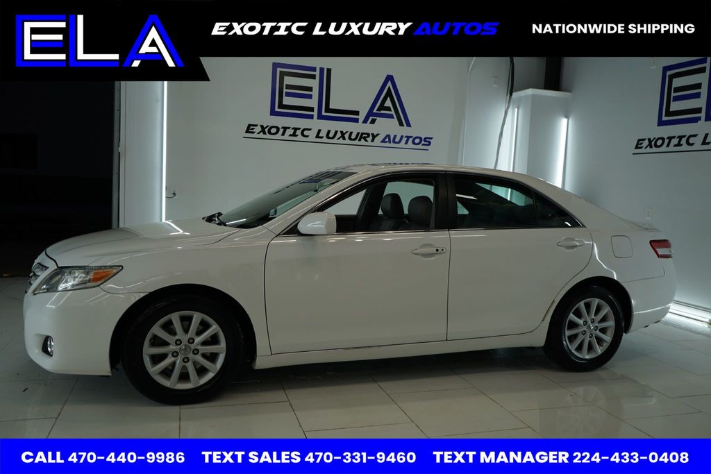 2010 Toyota Camry 1 OWNER! WOW! V6 XLE WITH NAVIGATION! REAR CAMERA! LEATHER!  - 22761079 - 4