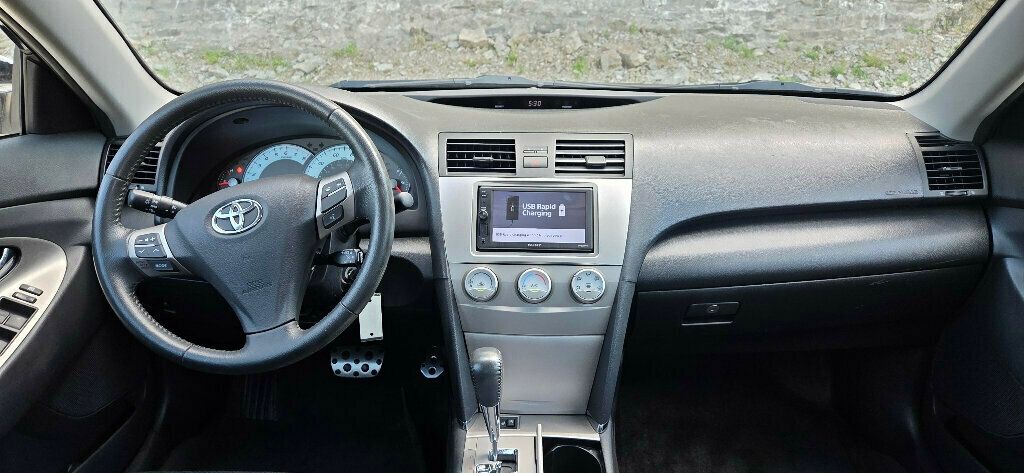 2010 Toyota Camry 4dr Sedan I4 Automatic - 23040071 - 22