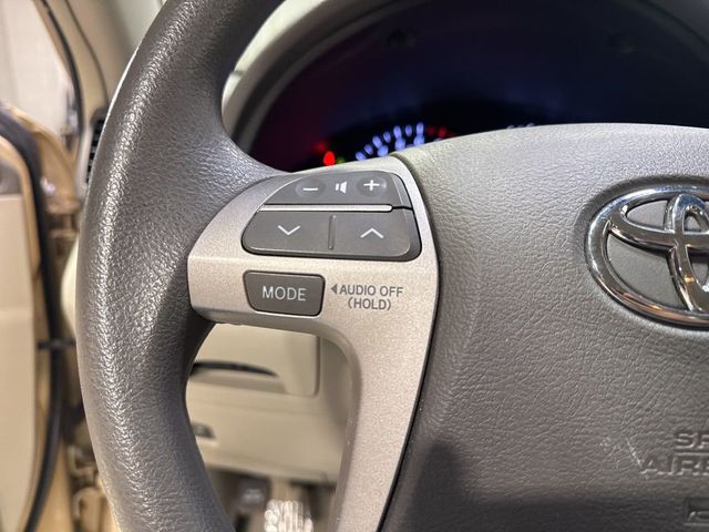 2010 Toyota Camry 4dr Sedan I4 Automatic LE - 22993283 - 10