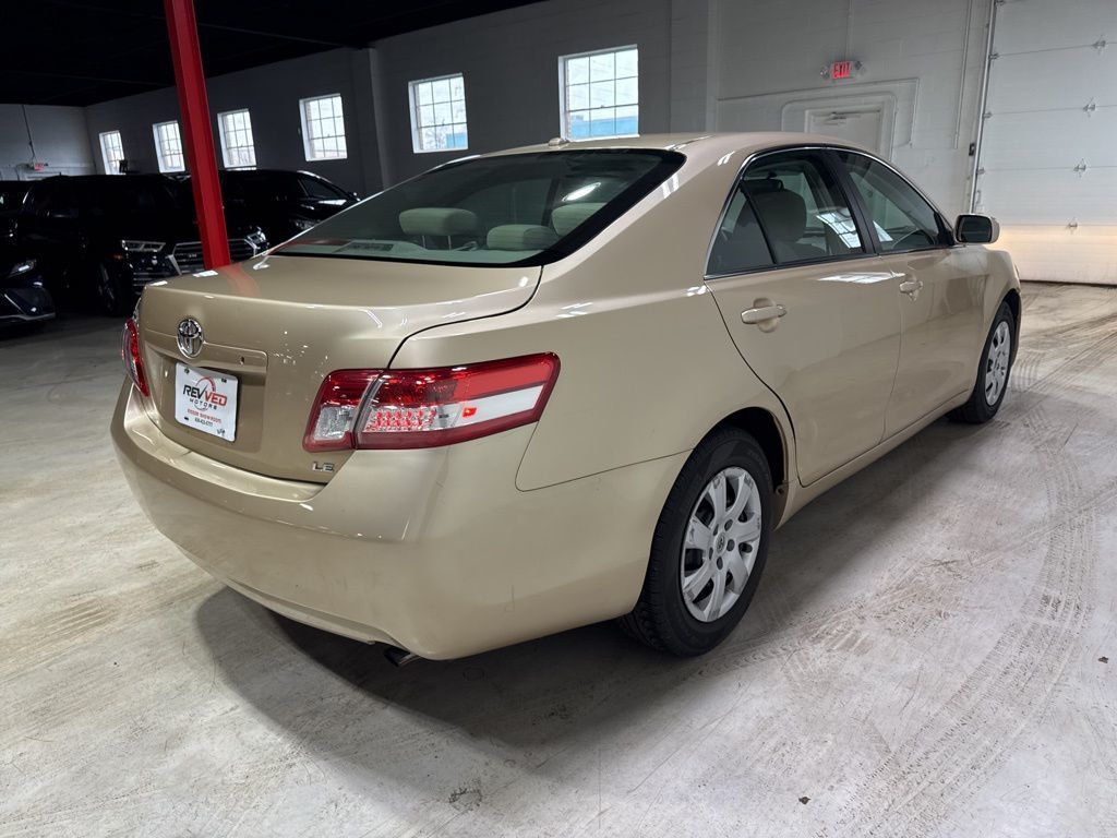 2010 Toyota Camry 4dr Sedan I4 Automatic LE - 22993283 - 6
