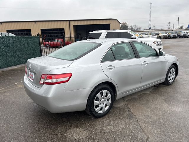 2010 Toyota Camry 4dr Sedan I4 Automatic LE - 22949625 - 3