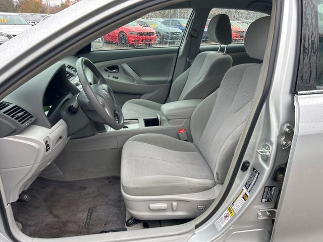 2010 Toyota Camry 4dr Sedan I4 Automatic LE - 22949625 - 7
