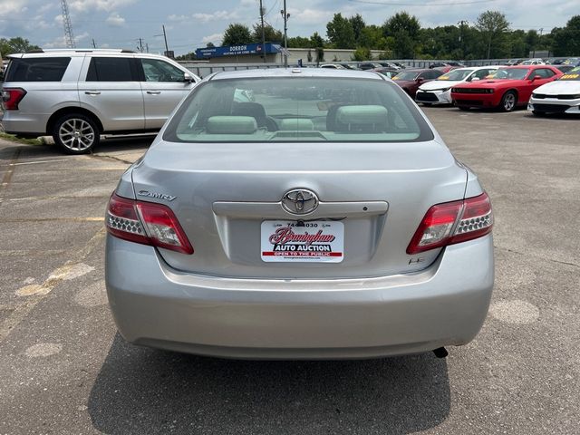 2010 Toyota Camry 4dr Sedan I4 Automatic LE - 23045857 - 4