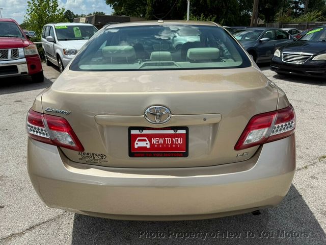 2010 Toyota Camry 4dr Sedan I4 Automatic LE - 22885221 - 13