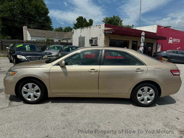 2010 Toyota Camry 4dr Sedan I4 Automatic LE - 22885221 - 6