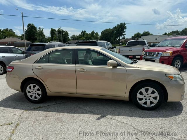 2010 Toyota Camry 4dr Sedan I4 Automatic LE - 22885221 - 7
