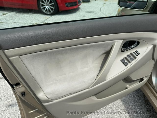 2010 Toyota Camry 4dr Sedan I4 Automatic LE - 23068106 - 16
