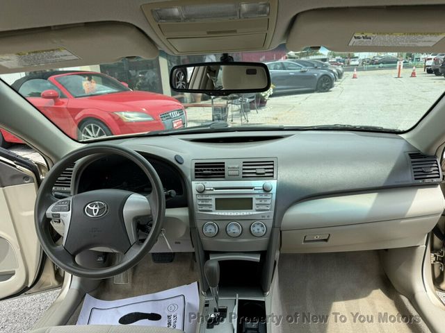 2010 Toyota Camry 4dr Sedan I4 Automatic LE - 23068106 - 4