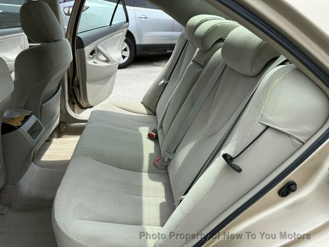 2010 Toyota Camry 4dr Sedan I4 Automatic LE - 23068106 - 8