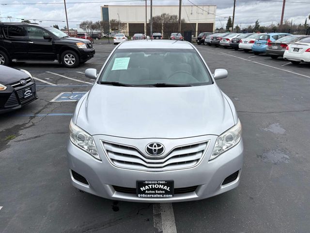 2010 Toyota Camry 4dr Sedan I4 Automatic LE - 22987375 - 1
