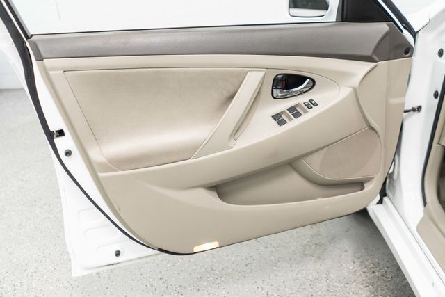 2010 Toyota Camry 4dr Sedan I4 Automatic LE - 23048900 - 13