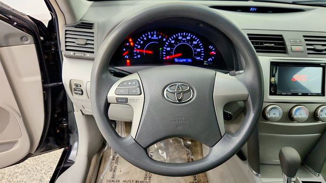 2010 Toyota Camry 4dr Sedan I4 Automatic LE - 23072431 - 12