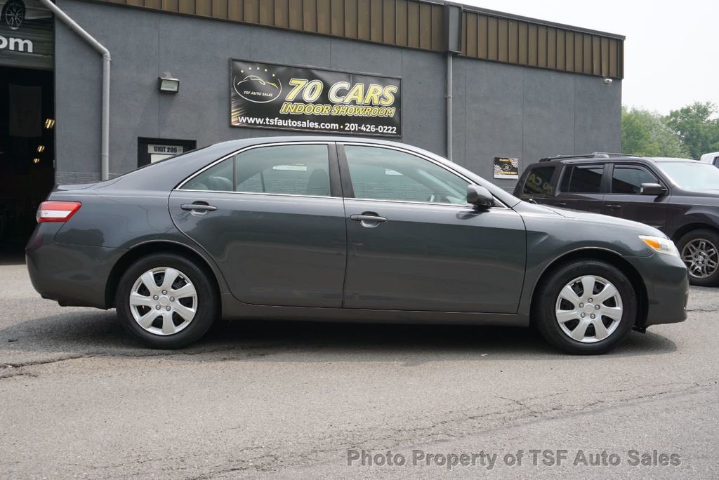 2010 Toyota Camry 4dr Sedan I4 Automatic LE 1-OWNER CLEAN CARFAX RELIABLE VEHICLE  - 22004441 - 7