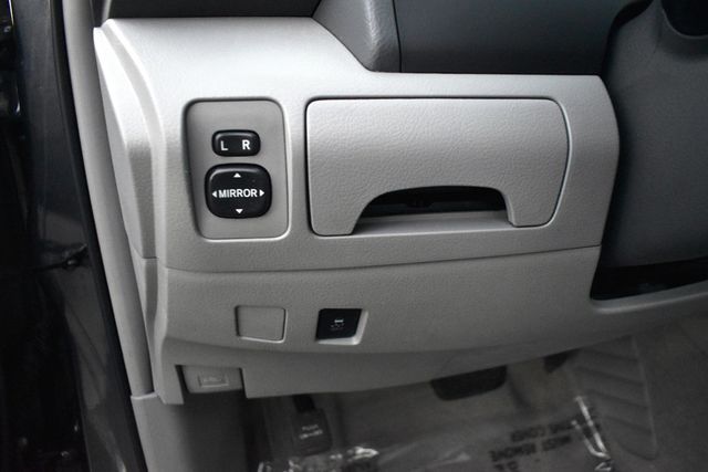 2010 Toyota Camry 4dr Sedan I4 Automatic XLE - 22982234 - 21