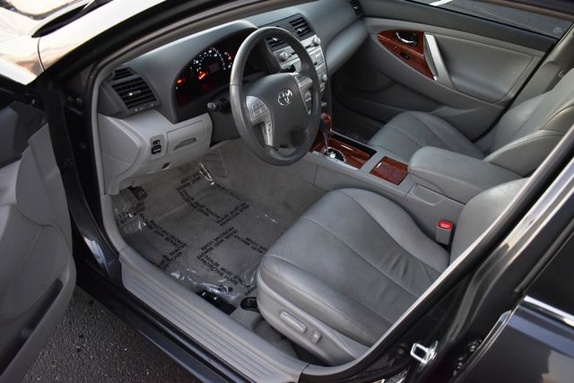 2010 Toyota Camry 4dr Sedan I4 Automatic XLE - 22982234 - 33