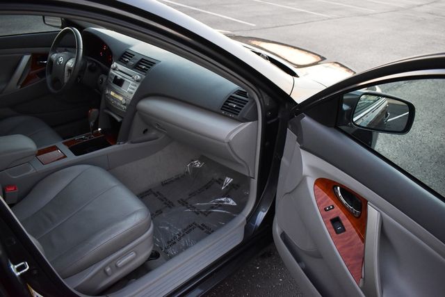 2010 Toyota Camry 4dr Sedan I4 Automatic XLE - 22982234 - 34