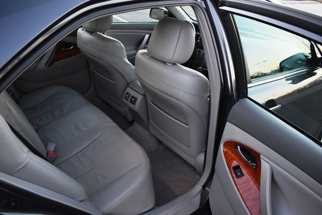 2010 Toyota Camry 4dr Sedan I4 Automatic XLE - 22982234 - 36