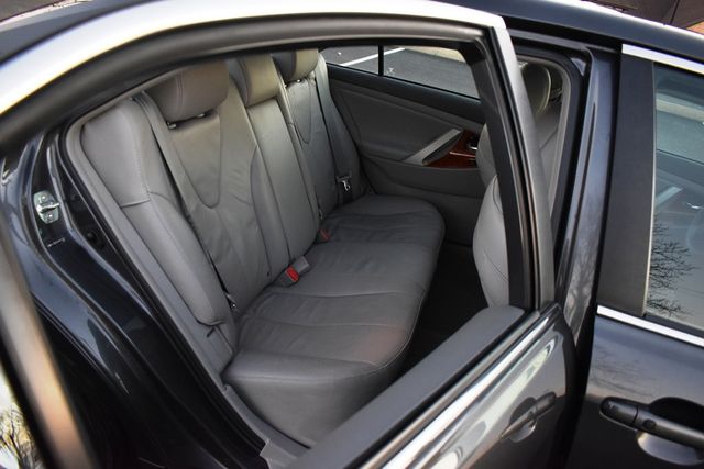 2010 Toyota Camry 4dr Sedan I4 Automatic XLE - 22982234 - 3