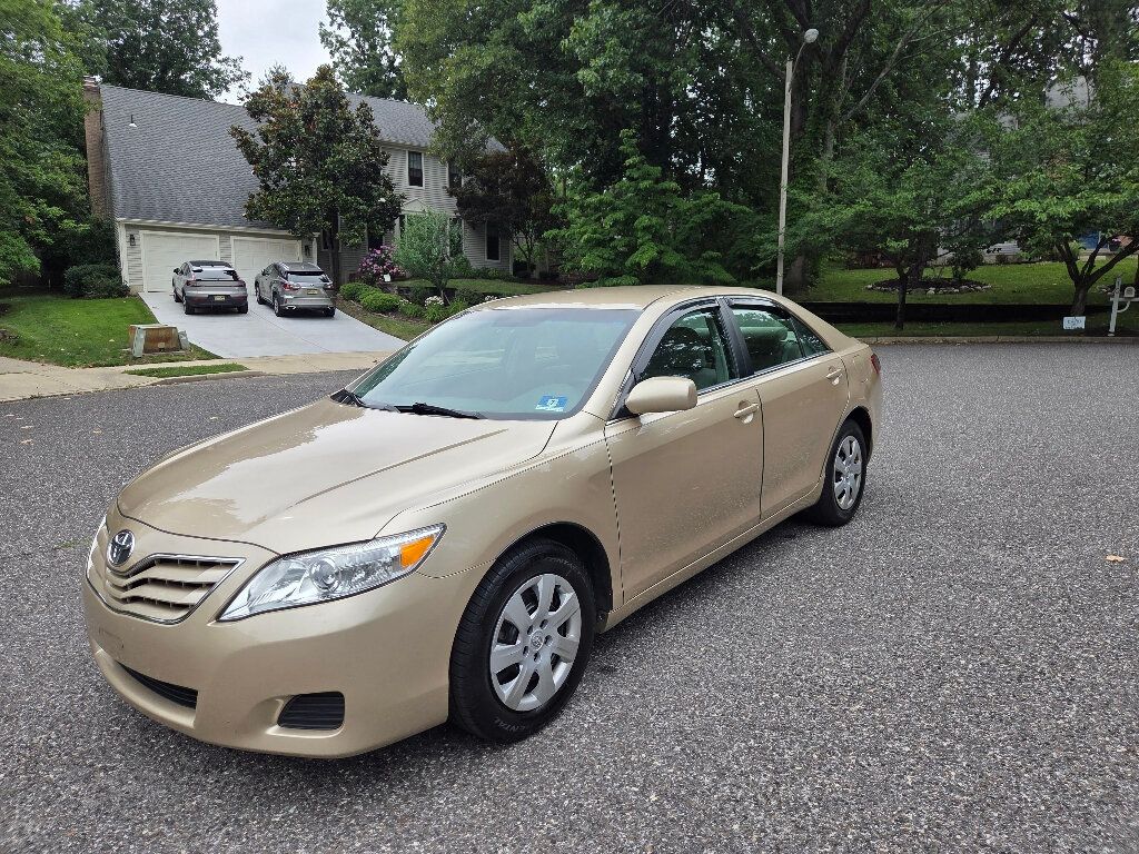 2010 Toyota Camry 4dr Sedan V6 Automatic LE - 23046244 | Video 1