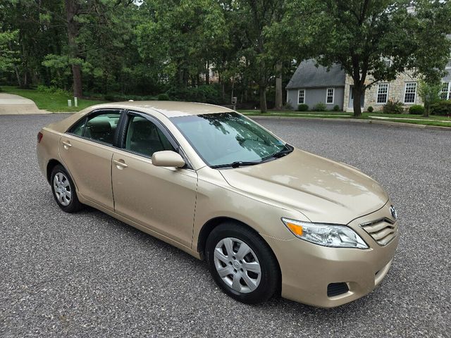 2010 Toyota Camry 4dr Sedan V6 Automatic LE - 23046244 - 5