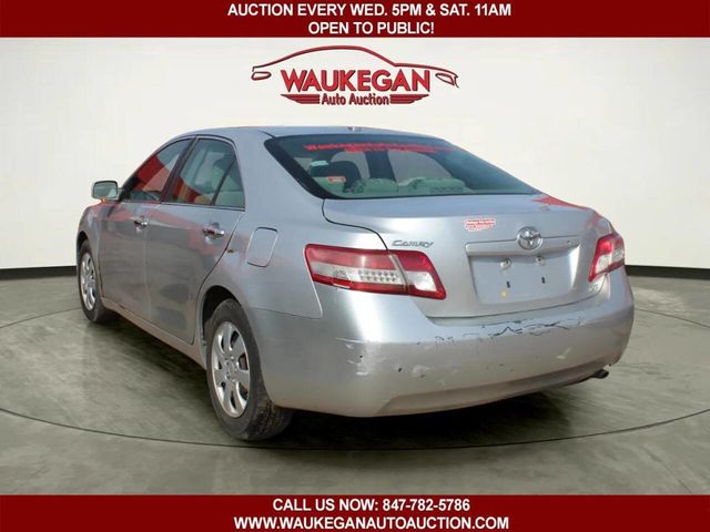 2010 Toyota Camry Base 4dr Sedan 6A - 23001766 - 3